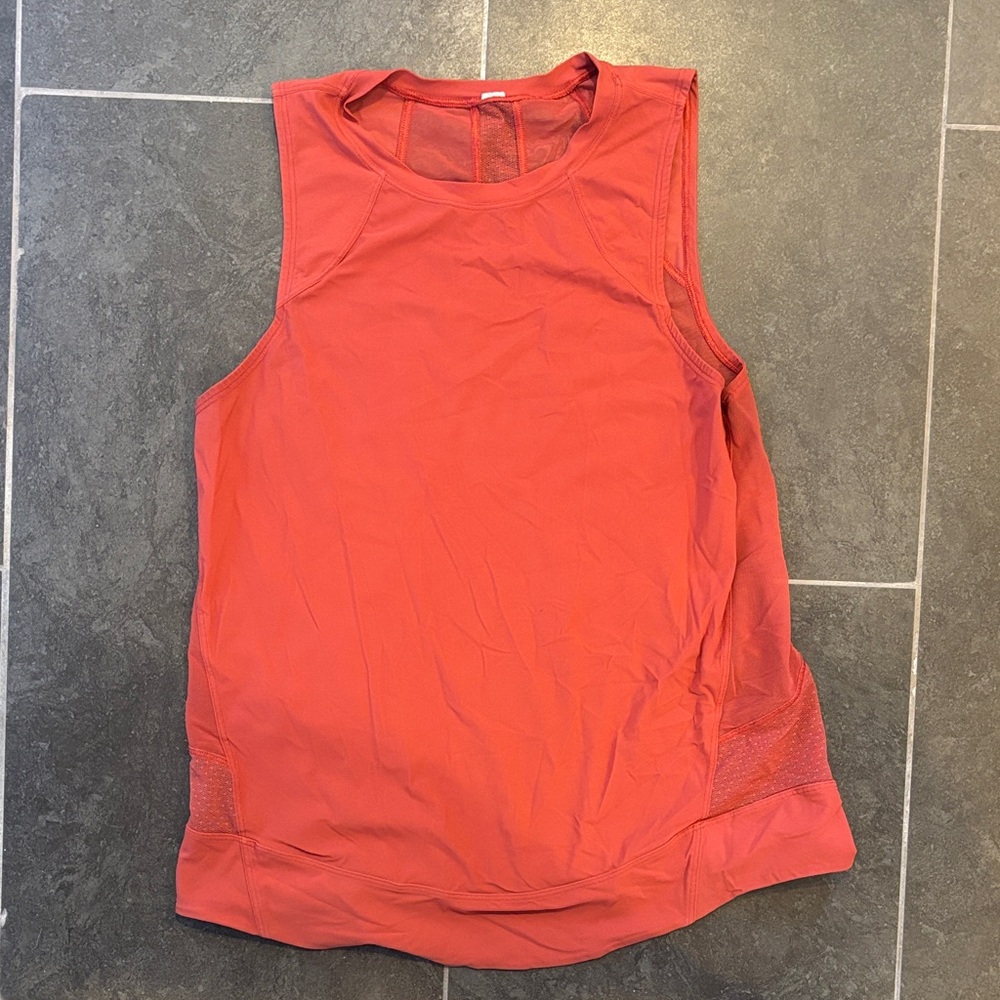 Lululemon Athletica red tank in great shape